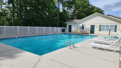 87 Century Court Swansboro NC 28584