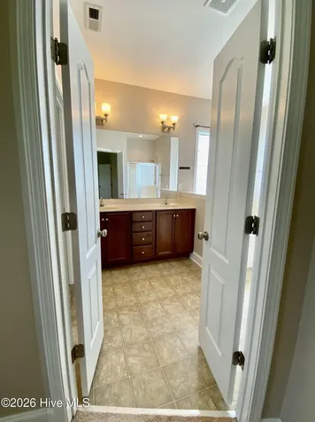 159 River Winding Road Jacksonville NC 28540