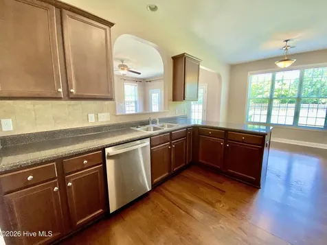 159 River Winding Road Jacksonville NC 28540