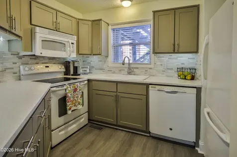 700 W 1st Street Kill Devil Hills NC 27948