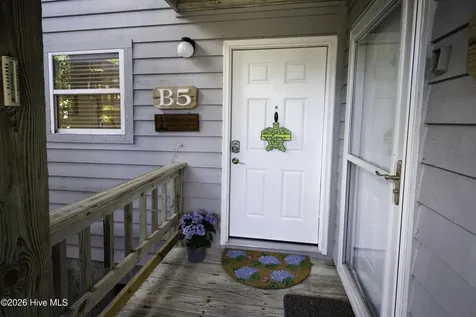 700 W 1st Street Kill Devil Hills NC 27948