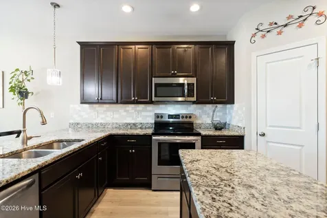1464 Creek Bend Terrace Wilmington NC 28405