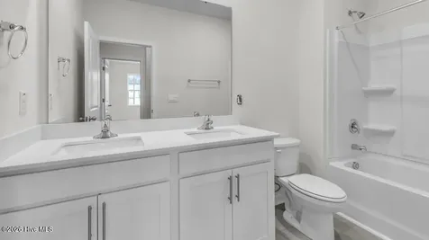 1102 Shoreline Drive Vass NC 28394