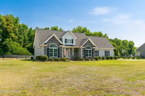 1227 Grayleigh Drive Ayden NC 28513