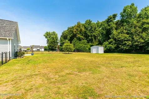 1227 Grayleigh Drive Ayden NC 28513
