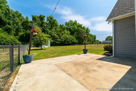 1227 Grayleigh Drive Ayden NC 28513
