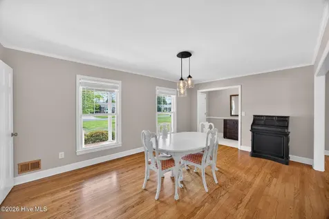 3820 Sweetbriar Road Wilmington NC 28403
