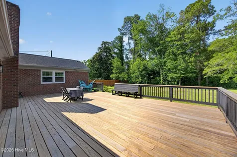 3820 Sweetbriar Road Wilmington NC 28403