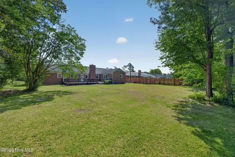 3820 Sweetbriar Road Wilmington NC 28403