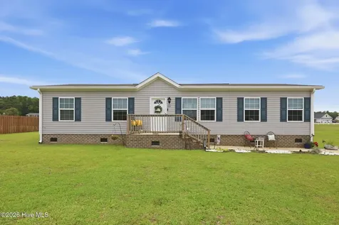 203 Magnolia Drive Stella NC 28582