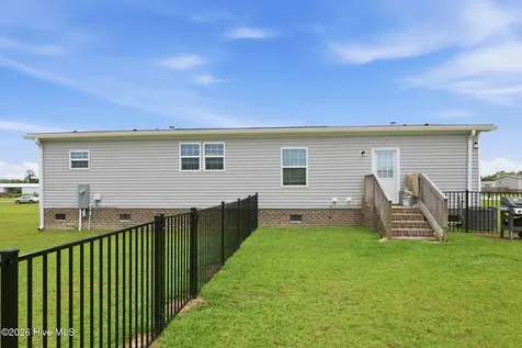 203 Magnolia Drive Stella NC 28582