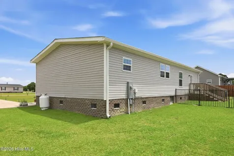 203 Magnolia Drive Stella NC 28582