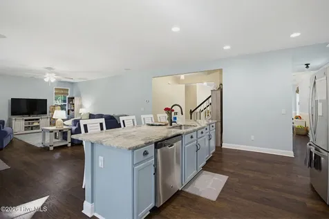 289 Weir Drive Hampstead NC 28443