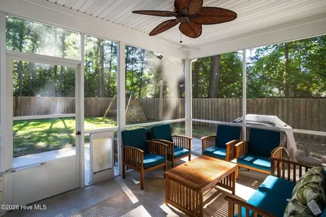 289 Weir Drive Hampstead NC 28443