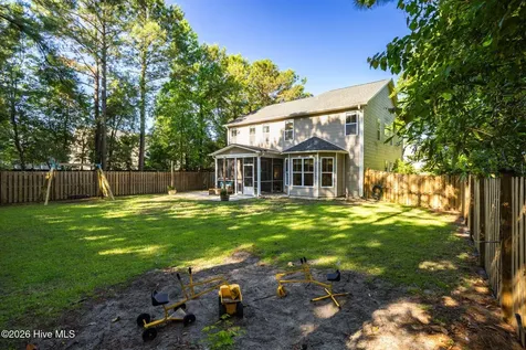289 Weir Drive Hampstead NC 28443