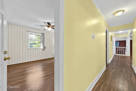 8821 Red Hill Road Whiteville NC 28472