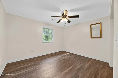 8821 Red Hill Road Whiteville NC 28472