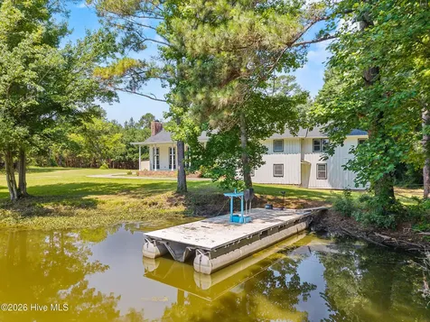 8821 Red Hill Road Whiteville NC 28472