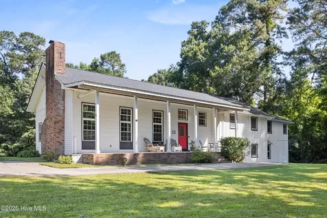 8821 Red Hill Road Whiteville NC 28472