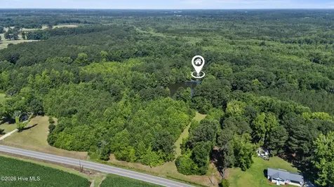 8821 Red Hill Road Whiteville NC 28472