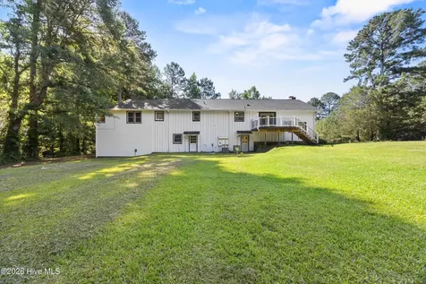 8821 Red Hill Road Whiteville NC 28472