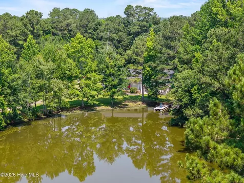 8821 Red Hill Road Whiteville NC 28472