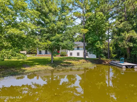 8821 Red Hill Road Whiteville NC 28472
