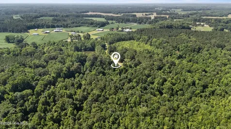 8821 Red Hill Road Whiteville NC 28472