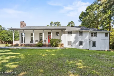 8821 Red Hill Road Whiteville NC 28472