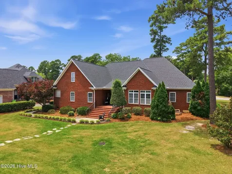 201 Foxcroft Lane Winterville NC 28590
