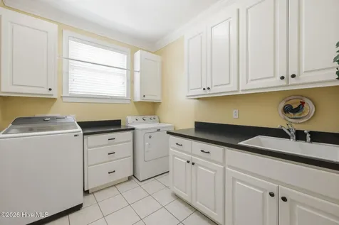 201 Foxcroft Lane Winterville NC 28590