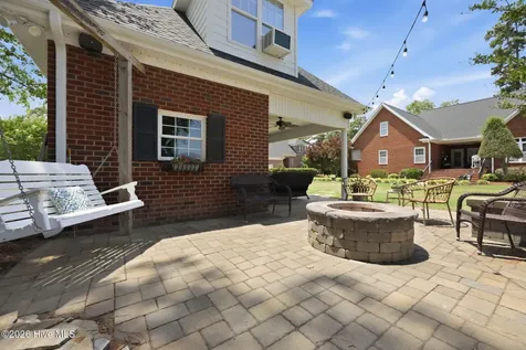 201 Foxcroft Lane Winterville NC 28590
