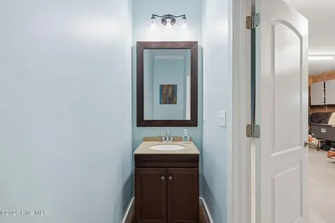 201 Foxcroft Lane Winterville NC 28590