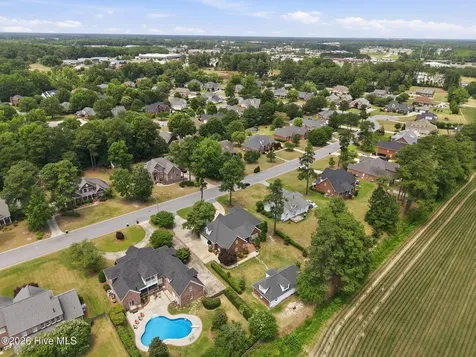 201 Foxcroft Lane Winterville NC 28590