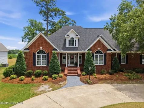 201 Foxcroft Lane Winterville NC 28590