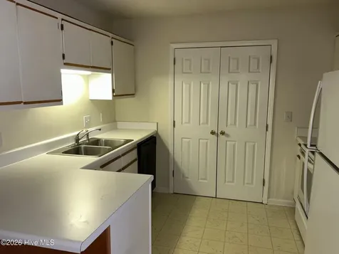 116 Breezewood Drive Greenville NC 27858