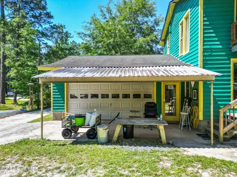 1205 Shelter Creek Drive Burgaw NC 28425