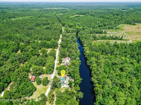 1205 Shelter Creek Drive Burgaw NC 28425