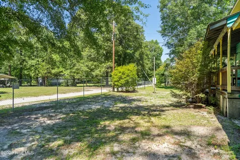 1205 Shelter Creek Drive Burgaw NC 28425