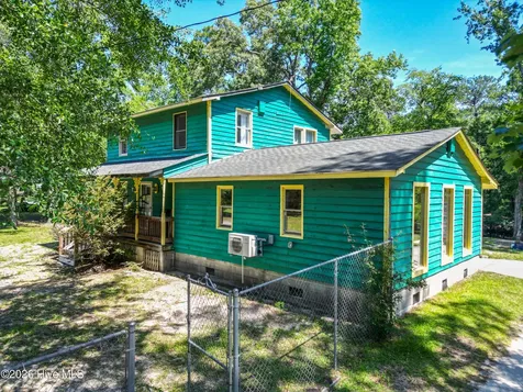 1205 Shelter Creek Drive Burgaw NC 28425