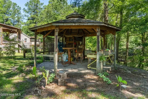 1205 Shelter Creek Drive Burgaw NC 28425