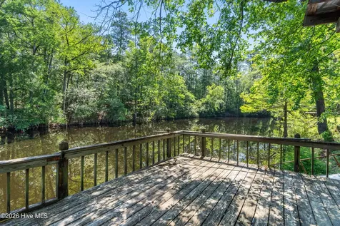 1205 Shelter Creek Drive Burgaw NC 28425