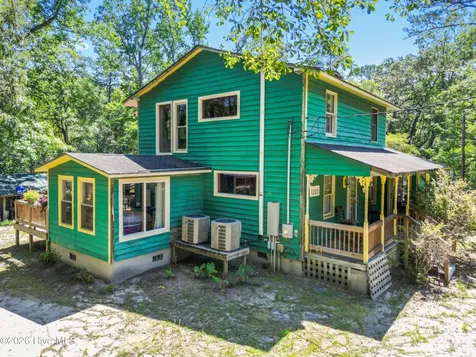 1205 Shelter Creek Drive Burgaw NC 28425