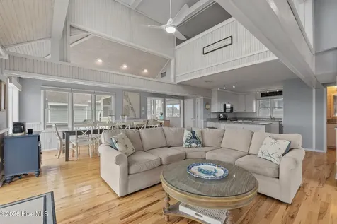 701 Spinnaker Arch Corolla NC 27927