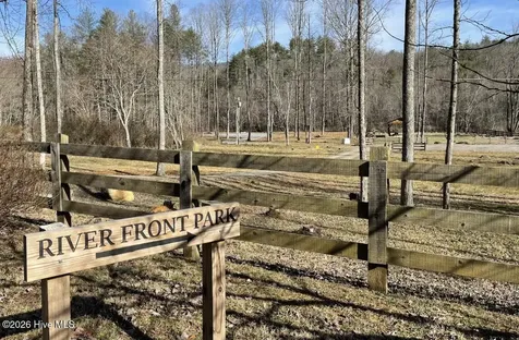 Hayesville NC 28904