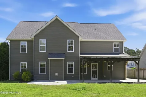 904 Stagecoach Drive Jacksonville NC 28546