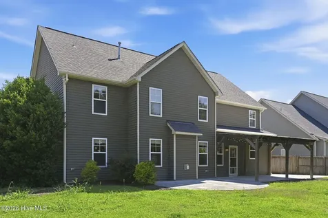 904 Stagecoach Drive Jacksonville NC 28546