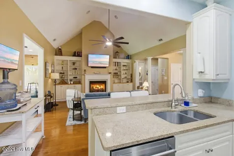 1926 Snowy Egret Drive Morehead City NC 28557