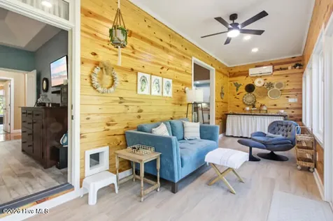 1926 Snowy Egret Drive Morehead City NC 28557