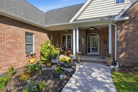 1926 Snowy Egret Drive Morehead City NC 28557